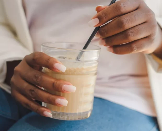 li-woman-holding-shake